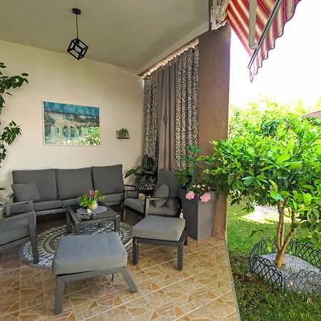 Id&la By Interhome *