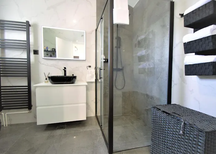 Id&la By Interhome *